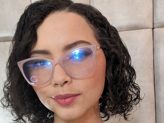 camgirl playing with dildo MiaRioss