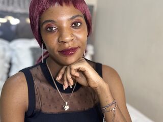 cam girl playing with vibrator SofiaGreezie