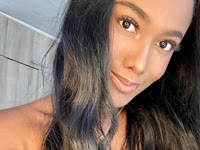 Passionate about good conversations, positive energy and authentic connections. Always with a smile and ready to listen, share and enjoy the moment. Lover of small details, good music and talks that become unforgettable.