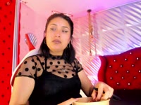 I am Roxanne, a confident, direct woman... and a little dangerous. I like to lead the rhythm, set the energy, and play with the limits... always knowing exactly what I