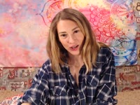 Open-minded, kinky, love fetishes, ready to please and be pleased. Dildoplay and deepthroat in VIP