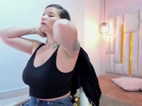 I provoke your mind, ignite your ideas and experiment at your side. A space where the word becomes desire. Here we play with the mind, ignite the imagination and break taboos. I invite you to explore without censorship, with intense, provocative and deeply stimulating conversations.