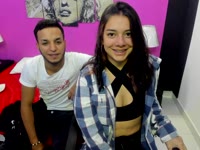 Hello, we are a Latin couple, from Colombia specifically, I am 18 years old and on 27, we are friends, who decided to enter these cameras to meet you.