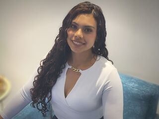 camgirl masturbating with sextoy AlejaJara
