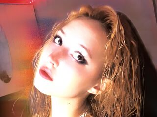 beautiful girlcam AlyonaMew