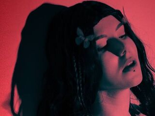 topless webcam girl CorlissFunston