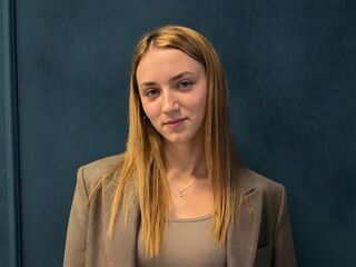 camslut naked DespinaExum