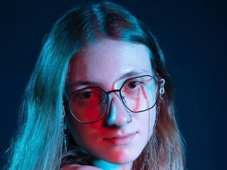 free liveshow EvelyneSchroff