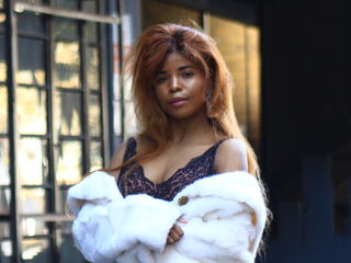 camwhore naked FifiCaramel