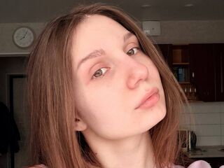 naughty camgirl LaraVenn