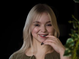 naked cam girl photo LizbethGodbold