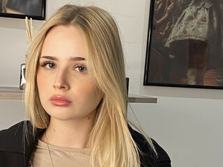 live teaser cam MarnieRhyner