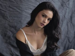 camgirl MiaFerragamo