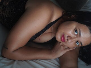 beautiful camgirl MilaWhitmore