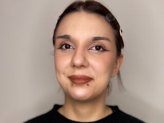 camgirl masturbating with sex toy LoniFessel