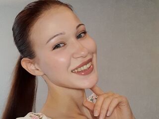 hot cam girl fingering MyriamBlasengame