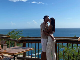 dirty cam show AxelAndArielle