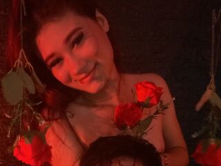camcouple masturbating with sextoy LittleAlyy