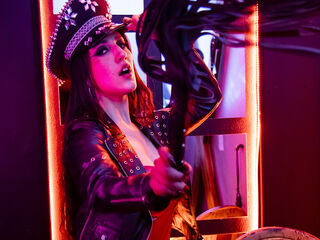 camgirl bdsm sex show CleodoraNoir