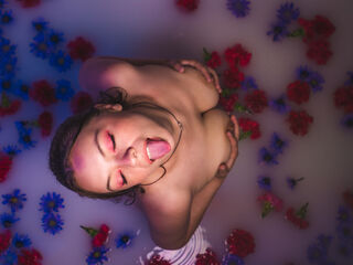 nude cam girl photo AlejandraKelly
