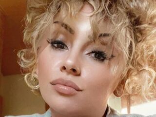 fingering camgirl AlexisGray