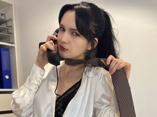 cam girl playing with sextoy AlisseKen