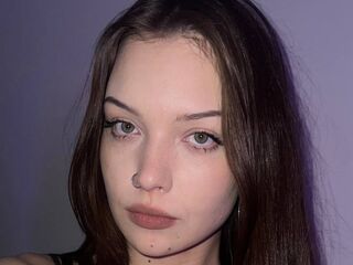 naked camgirl masturbating AmilyUiUi