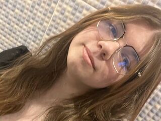 webcam girl chat room AminaBlooms