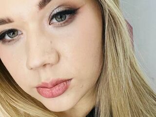 sexy live cam girl AminaDigges