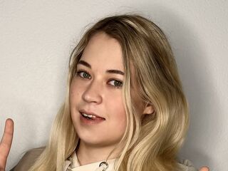 hot webcamslut AnjaTruehart