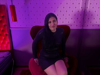camgirl masturbating with dildo AnnyBleid