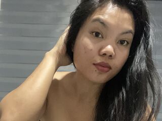nude webcam AranyaMax