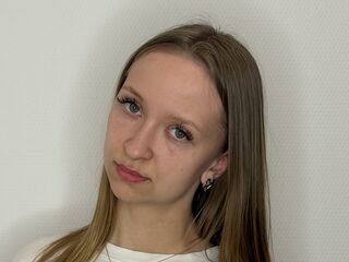 naked webcamgirl picture AundreaMoczo