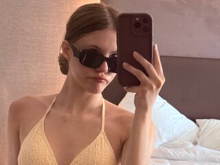 camgirl live sex photo AureliaThorn