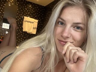 camwhore live BlondieBritt