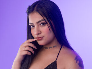 chat room live show CarlaMilano