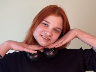web cam show ChiaPreuitt
