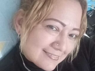 beautiful webcam girl ClauCollins