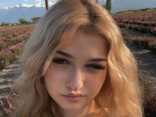 adult chat CloudyFox