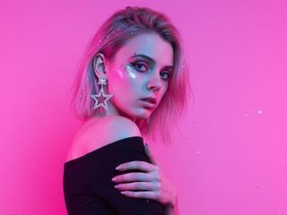 camgirl playing with vibrator DaiseyNovotny