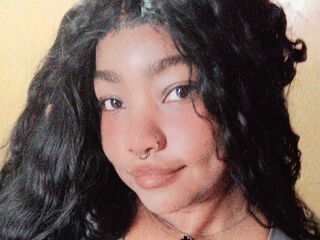 cam girl masturbating with sextoy DannaMirror