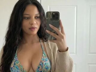 naked girl with webcam masturbating with sextoy DaviWilliams