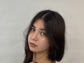naked webcamgirl DeaneMerrih