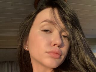 fingering girl chatroom DeanneMizzell