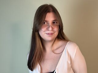 camslut spreading pussy DebbraAdonis