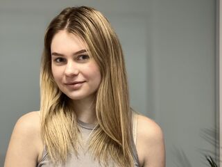 webcamgirl live sex EasterByrd