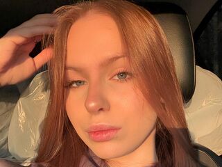 hot chatroom ElizaBless