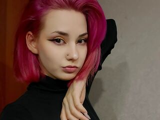 camgirl showing tits ElviaBiddy