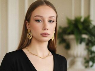 bedroom webcam EmaGurrad