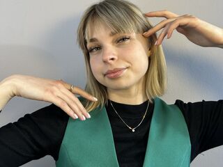 hot strip tease web cam EmelineBurrough